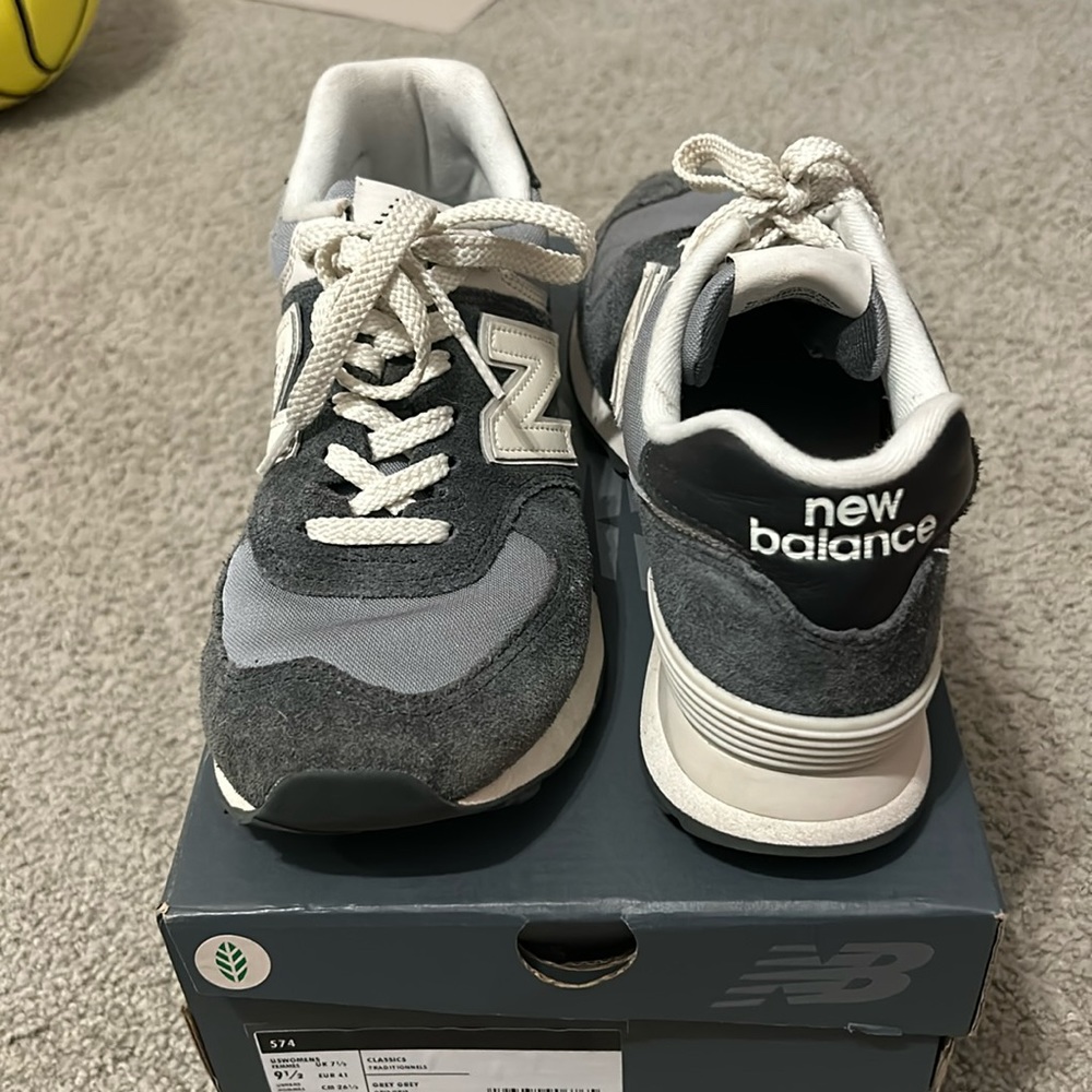 574 new balances